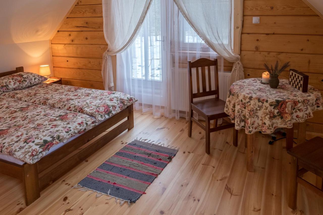 Białowieża Miodowa Kolonia Bed & Breakfast エクステリア 写真
