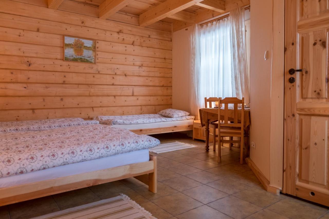Białowieża Miodowa Kolonia Bed & Breakfast エクステリア 写真