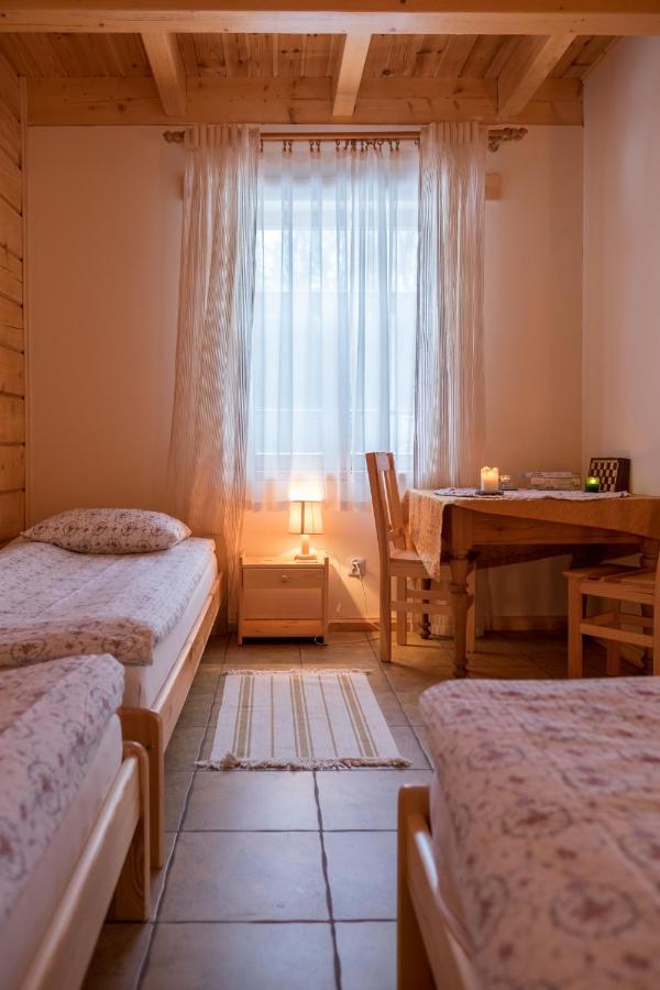 Białowieża Miodowa Kolonia Bed & Breakfast エクステリア 写真